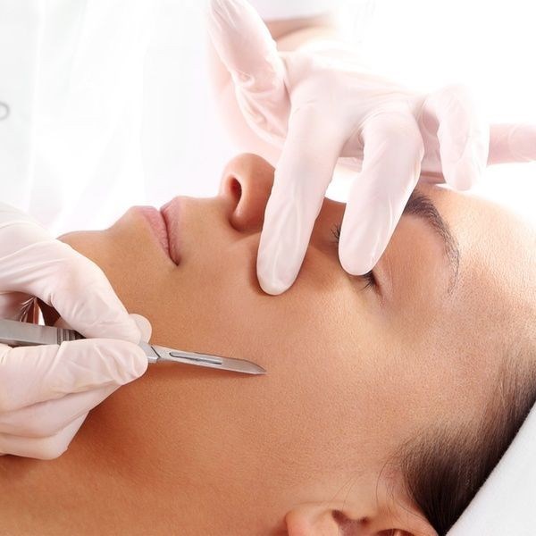 Revitalização Facial + Dermaplaning (Atendimento Fixo e Delivery)