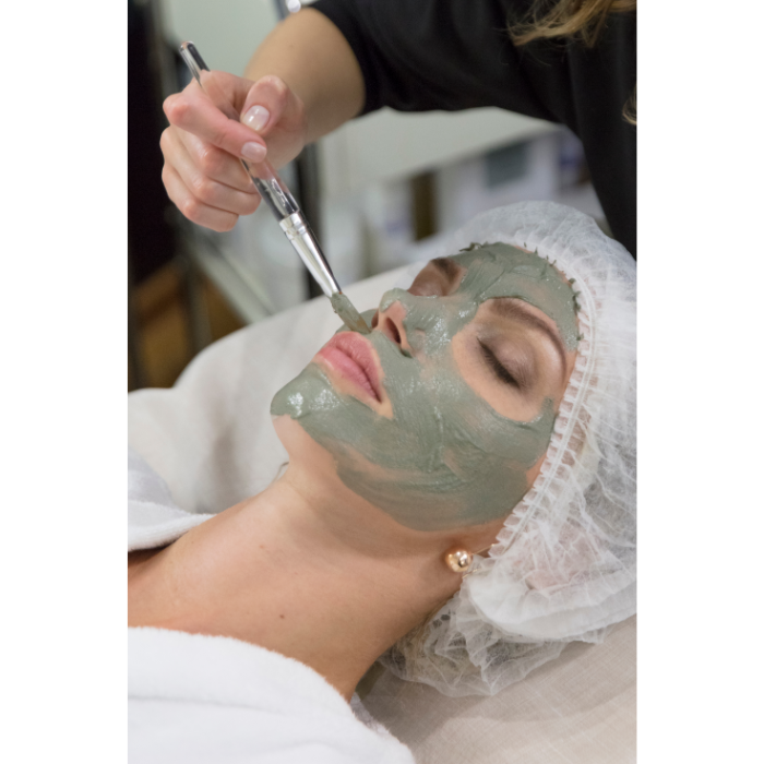 Curso Presencial - Técnico em Estética